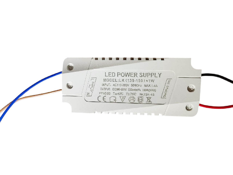 Драйвер для питания от сети 220 вольт 130-150 одноваттных светодиодов (520 Вольт, 220 мА)