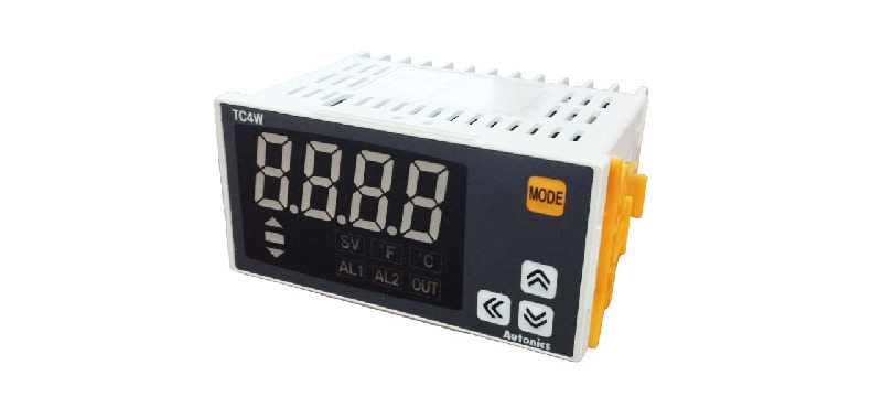 Терморегулятор с ПИД-регулятором Autonics TC4W-24R (Relay, SSR)