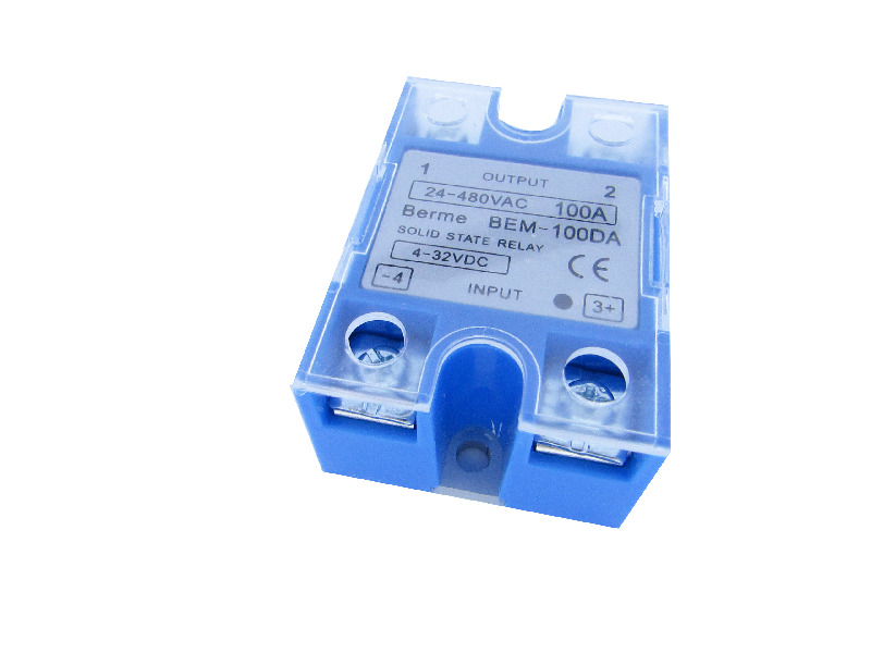 Однофазное твердотельное реле Berme SSR-100DA (DC-AC) 