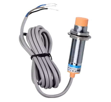 Ёмкостный датчик LJC18A3-B-Z/BY PNP NO